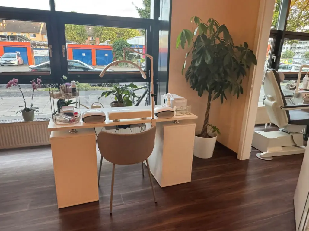 Moderner Arbeitsplatz im Kosmetik- und Podologie Institut M. Klöpper – Impressionen aus dem Studio